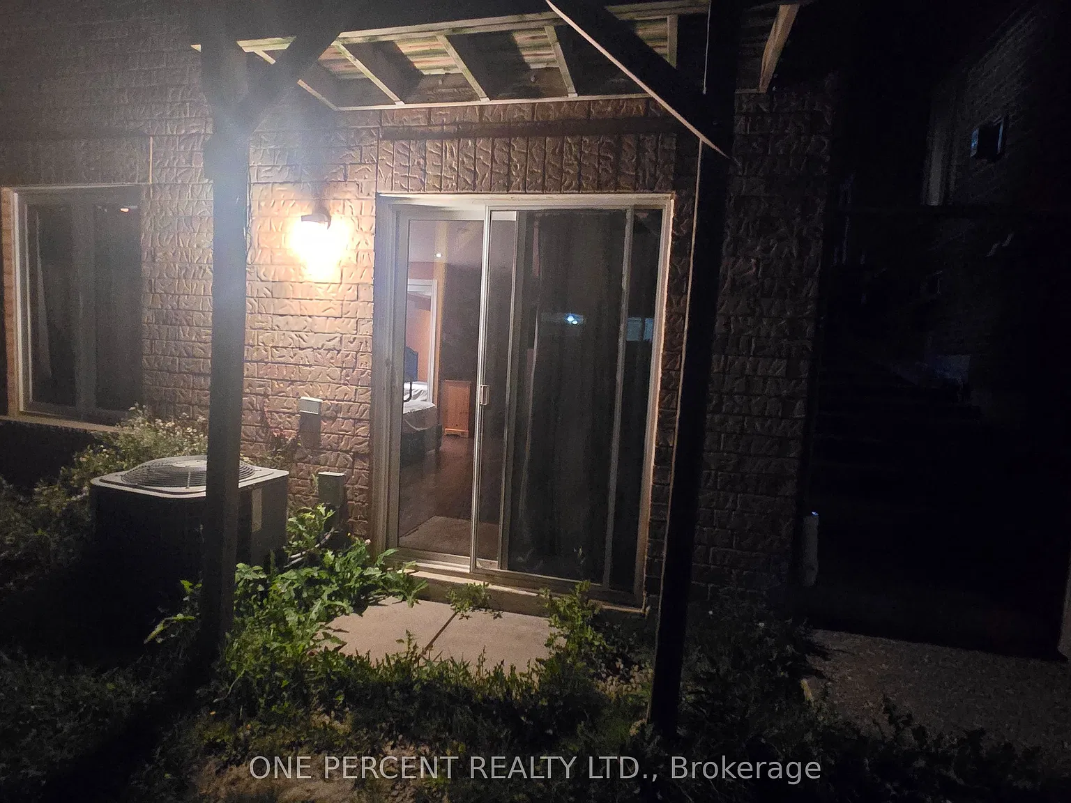 1 bed, $1,400 — Photo 2