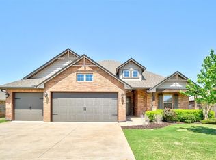 8305 NW 158th St, Edmond, OK 73013