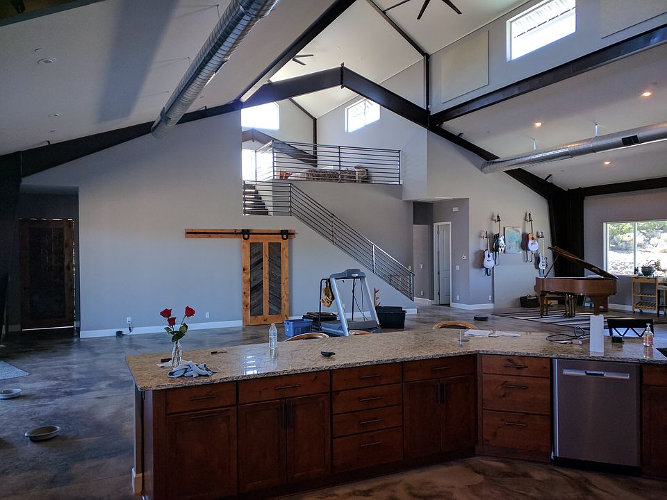 2nd image of 120 Boron Ln
