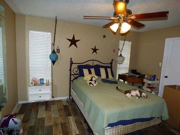4th image of 901 Red Bishop Cir