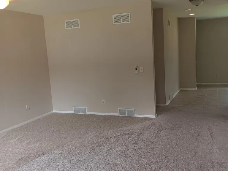 2685 Richardson St — Photo 2