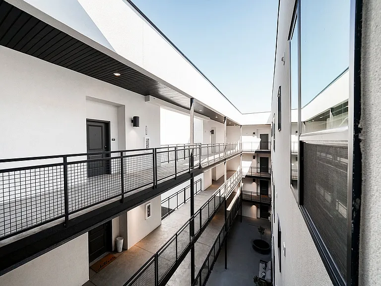 Streetcar Flats Exterior