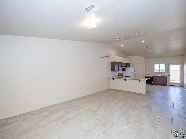 3748 S Brianna Dr — Photo 5