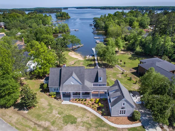 28 Oak Hill Rd, Newberry, SC 29127