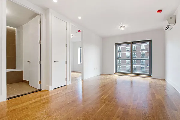 Rented by City View Living | media 38