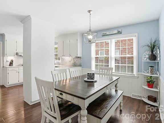 5th image of 7245 Hopeton Rd