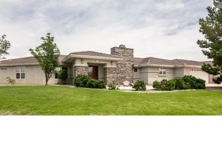 2887 Cresthill Dr, Bullhead City, AZ 86442