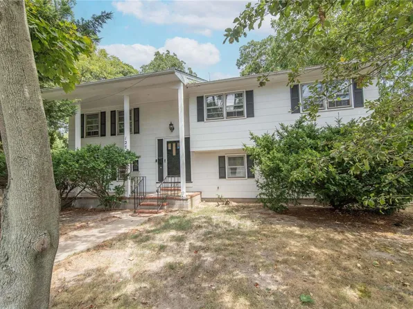 127 Atlantic Avenue, Blue Point, NY 11715