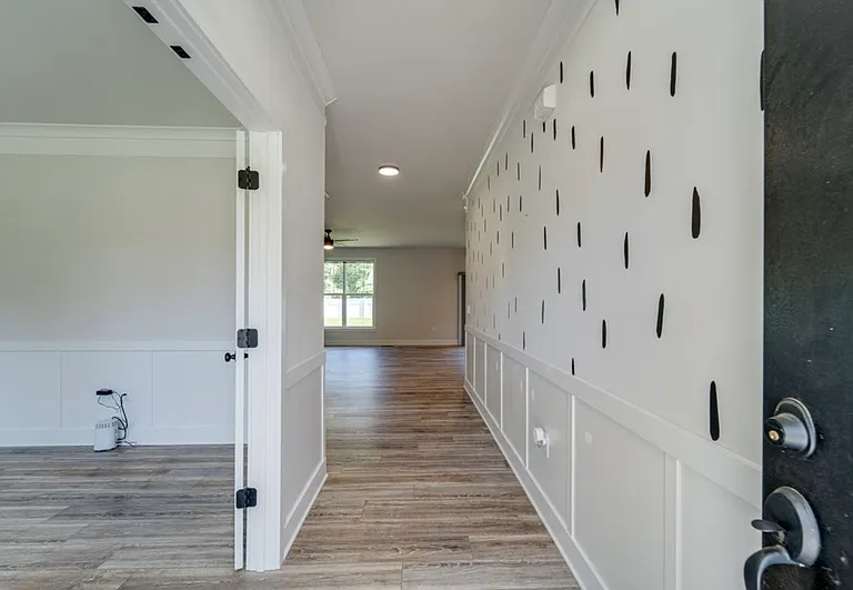 7 Limox Ln #1 — Photo 3