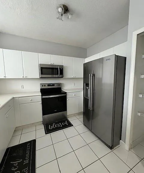 15786 SW 40th St #73 — Photo 1
