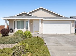 416 E Linden Ave, Moses Lake, WA