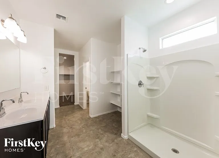 18442 W Faye Way — Photo 11