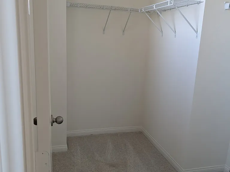 2430 E Lincoln Ave #6 — Photo 24