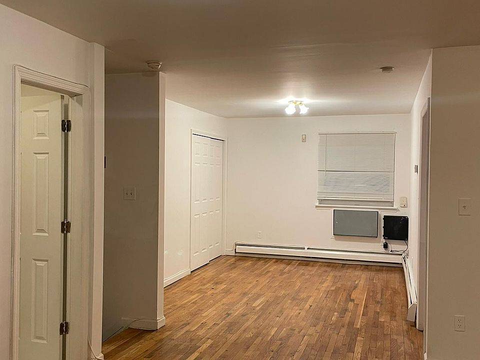 1st image of 6947 Elizabeth Ave