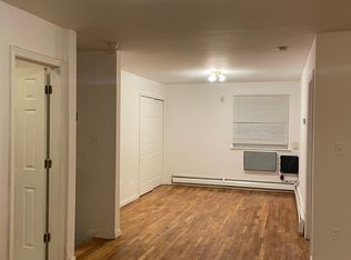 6947 Elizabeth Ave, Far Rockaway, NY 11692