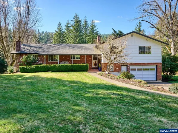 17574 Powers Creek Loop Rd NE, Silverton, OR 97381