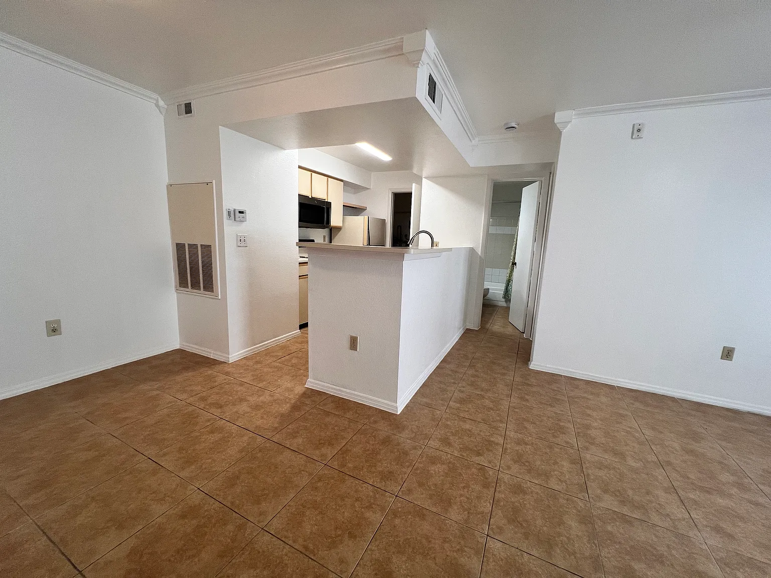 1 bed, 661 sqft, $1,227 — Photo 3