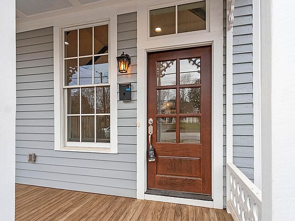 3rd image of 520 S Bloodworth St