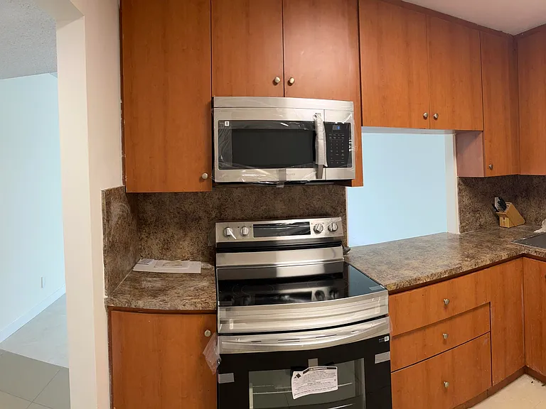 1801 S Ocean Dr #633 — Photo 6