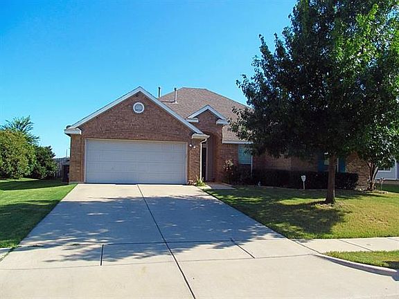 3rd image of 621 Mallard Dr