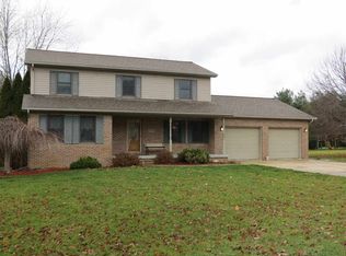 1712 S Deer Park Dr, Peru, IN 46970