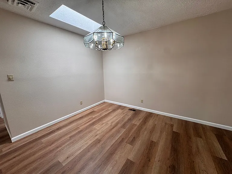 3345 Esplanade Cir SE — Photo 11