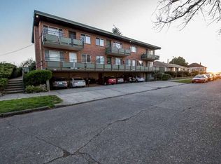 411 N 44th St APT 2, Seattle, WA 98103