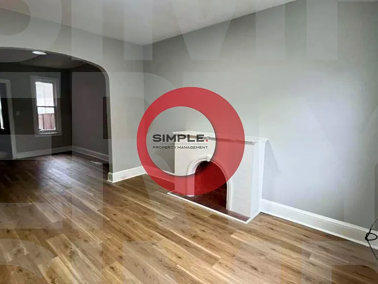 314 S 8th St — Photo 2