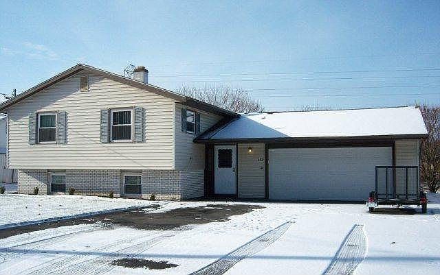 1st image of 132 Camelot Dr