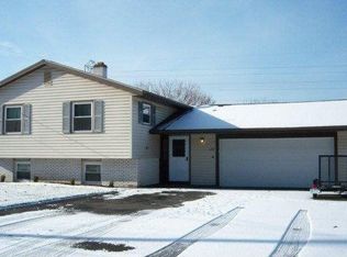 132 Camelot Dr, Horseheads, NY 14845