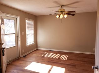 935 Princeton Dr, Clarksville, TN 37042