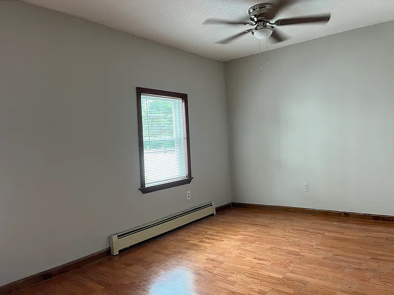 77 Meadow St #2 — Photo 7