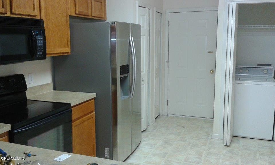1st image of 892 Southern Creek Dr