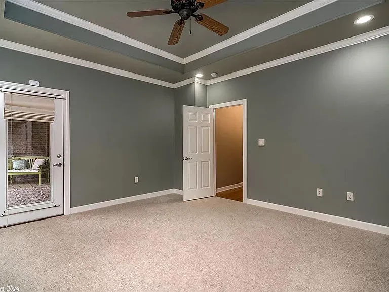 20 Bristol Ct — Photo 28