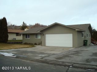 505 Lacey Ave, Selah, WA