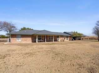 339 Crestview Dr, Red Oak, TX 75154