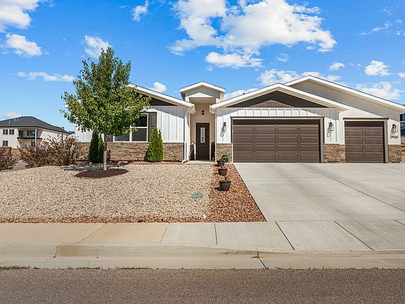 3rd image of 2988 W 2025 CIR S
