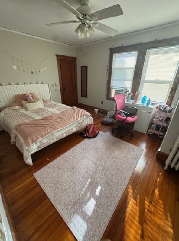 3 bed, $4,050 — Photo 1