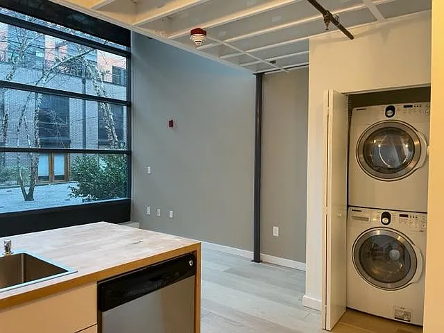 251 Heath St #106 — Photo 5