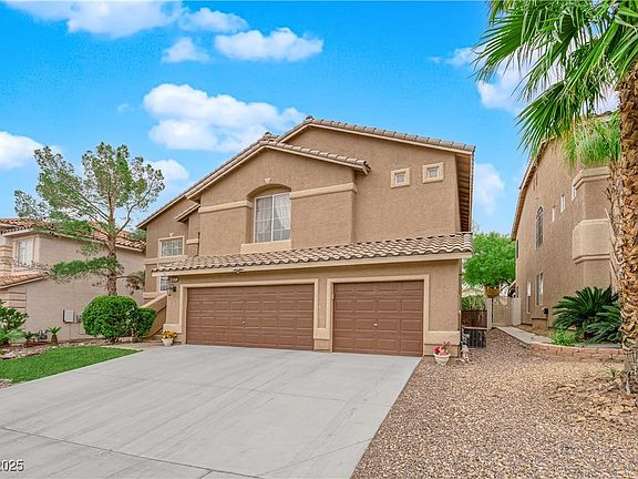 3rd image of 8421 Vivid Violet Ave