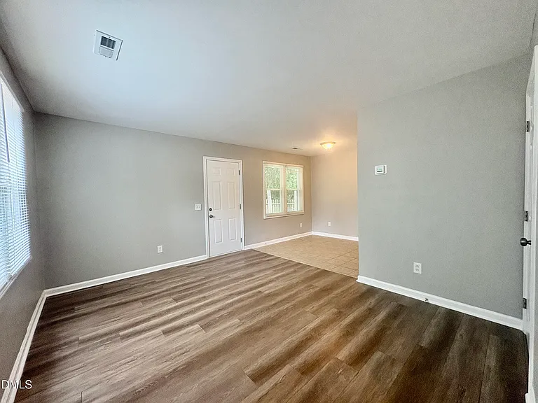 1100 Savannah Dr — Photo 14