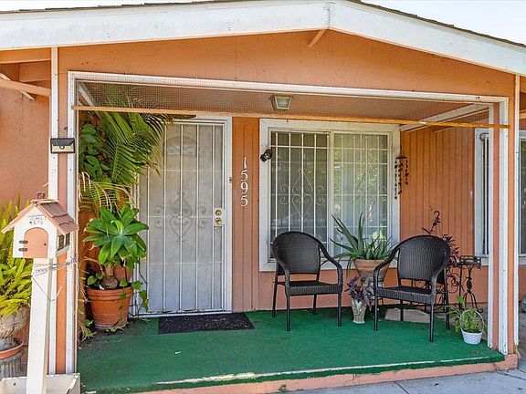 3rd image of 1595 Orlando Dr