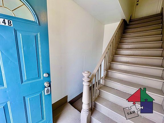 3rd image of 94 Malletts Bay Ave #2B