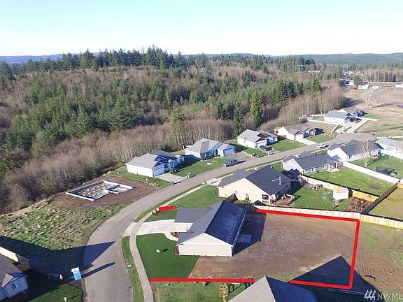 3rd image of 66 McDonald Creek Ln