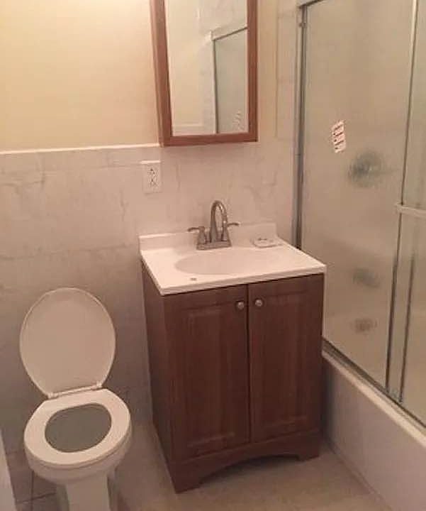 1st image of 476 6th St APT 3A