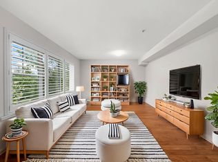 1969 Westminster Ave #307, Pt Coquitlam, BC V3B1E7