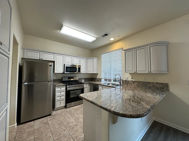 6227 Ingleston Dr — Photo 9