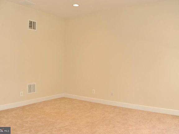 5th image of 2492 Terra Cotta Cir