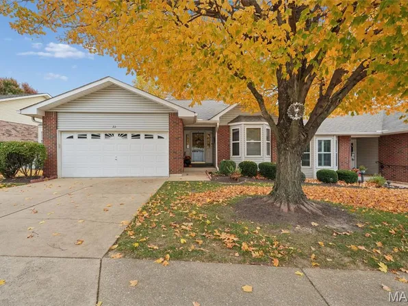 22 Biloxi Ct, Saint Charles, MO 63303