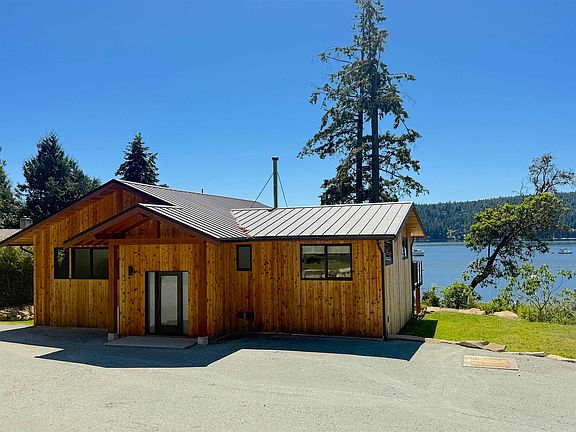 3rd image of 479 Montague Park Rd